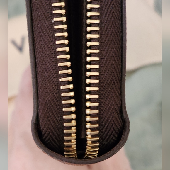 New Authentic Louis Vuitton Long Zippy Organizer Wallet Damier Ebene - Picture 4 of 11